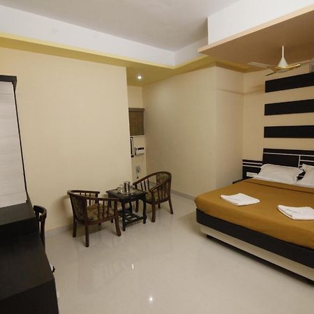 Hotel Kasi Inn Thanjavur Exteriér fotografie