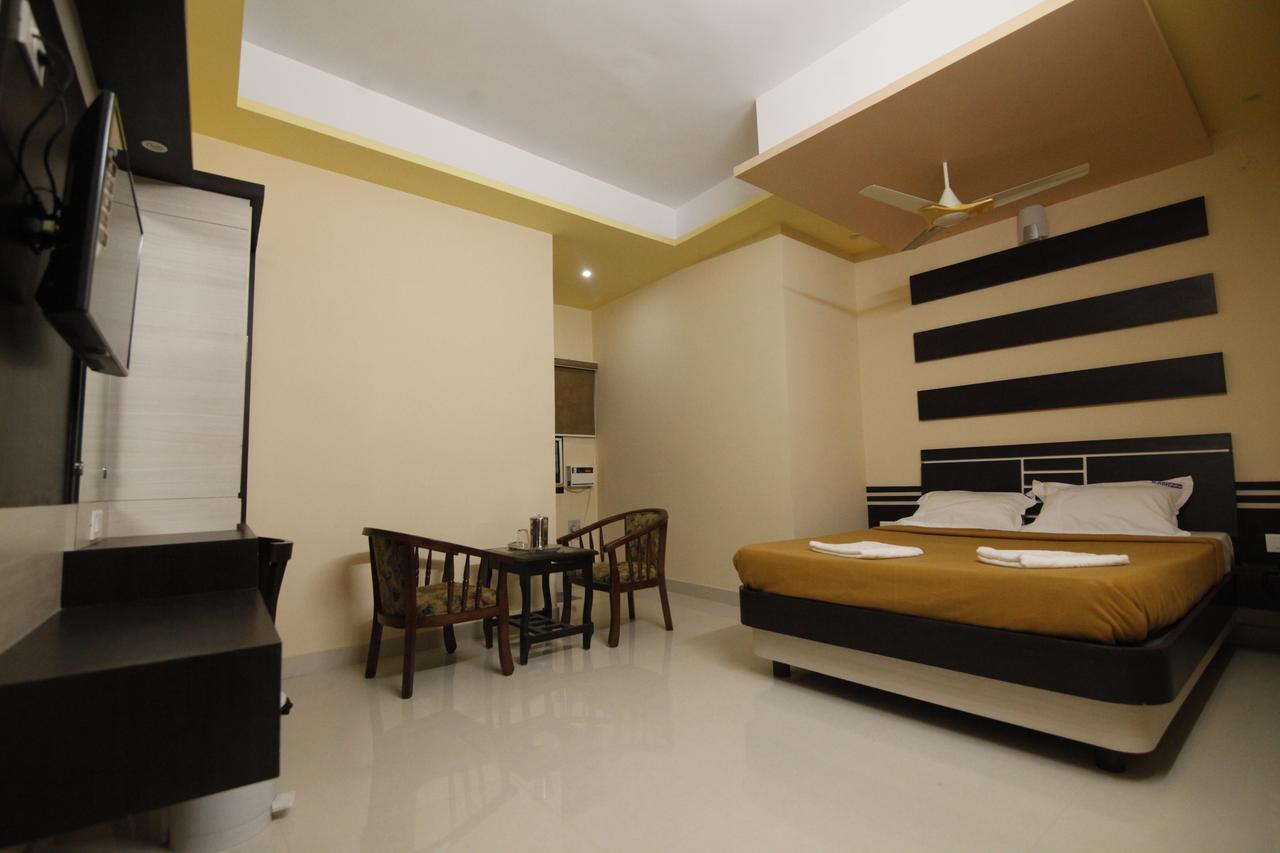 Hotel Kasi Inn Thanjavur Exteriér fotografie